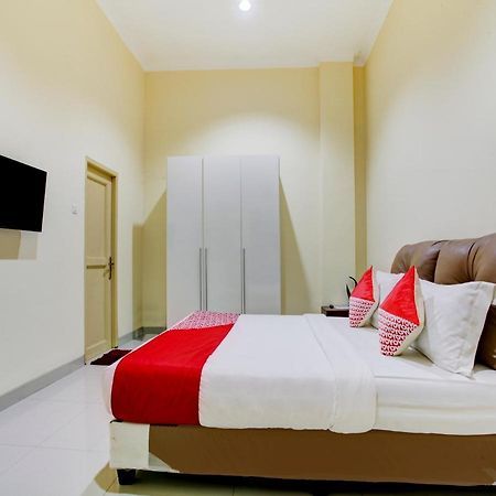 Oyo 90141 3A Syariah Otel Cakarta Dış mekan fotoğraf