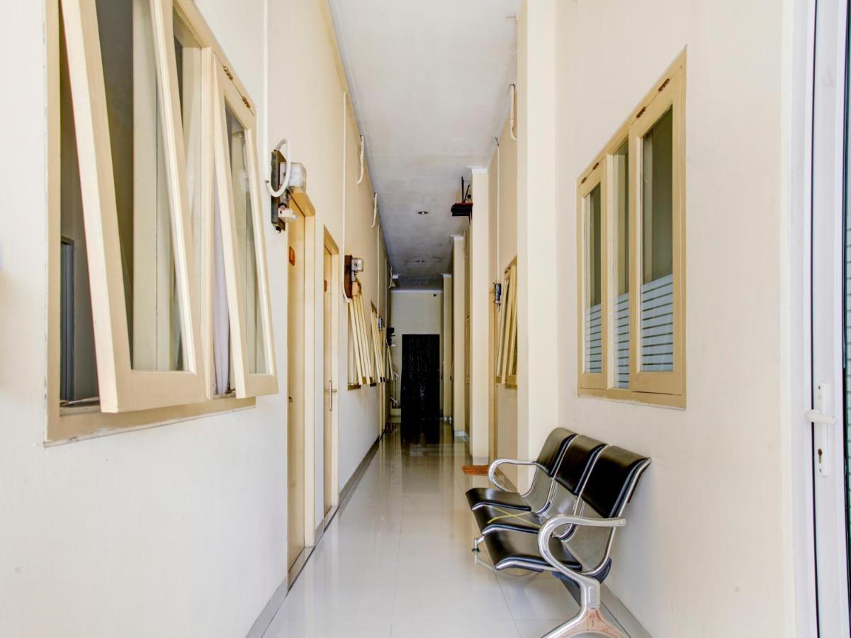 Oyo 90141 3A Syariah Otel Cakarta Dış mekan fotoğraf