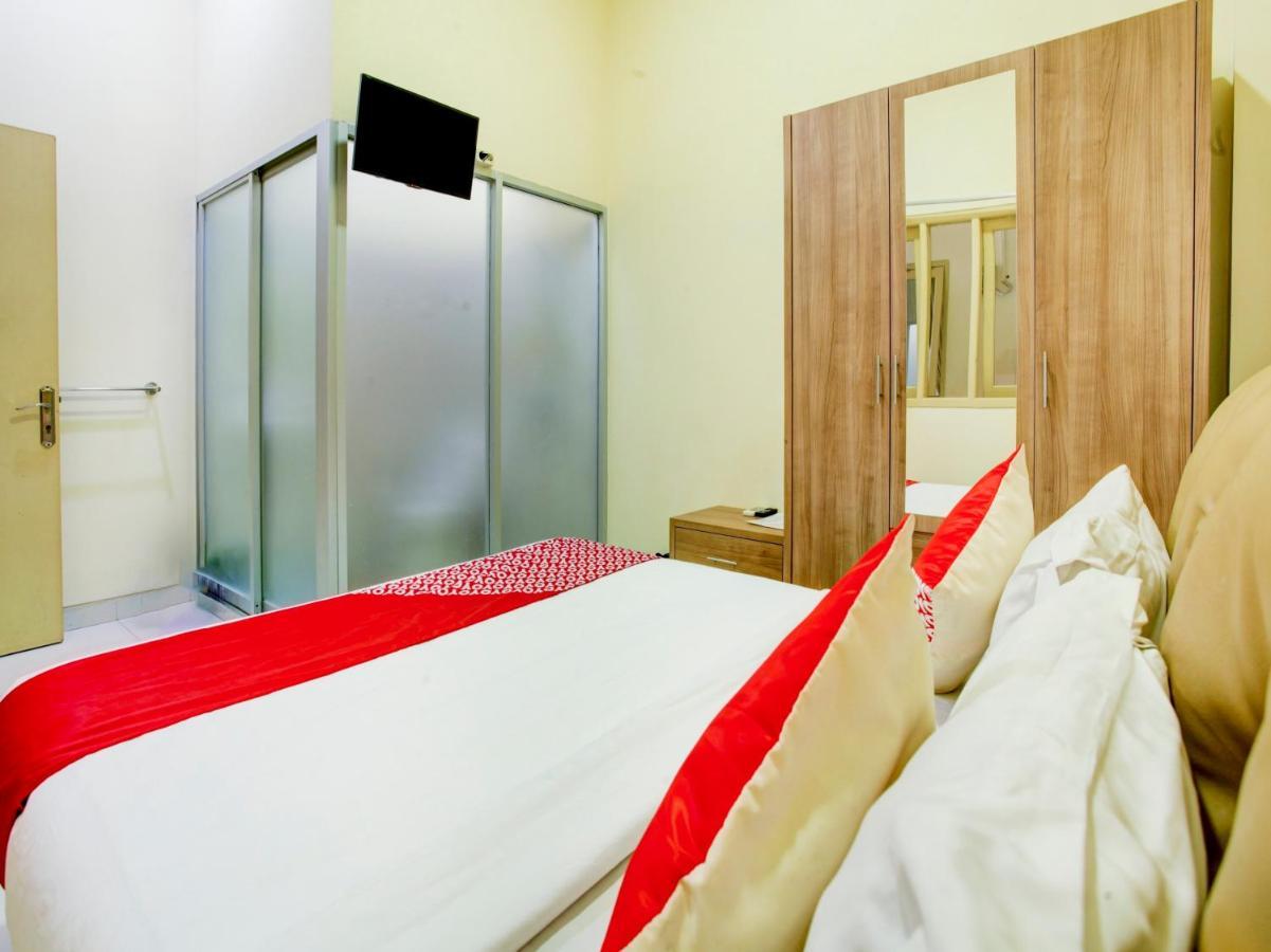 Oyo 90141 3A Syariah Otel Cakarta Dış mekan fotoğraf