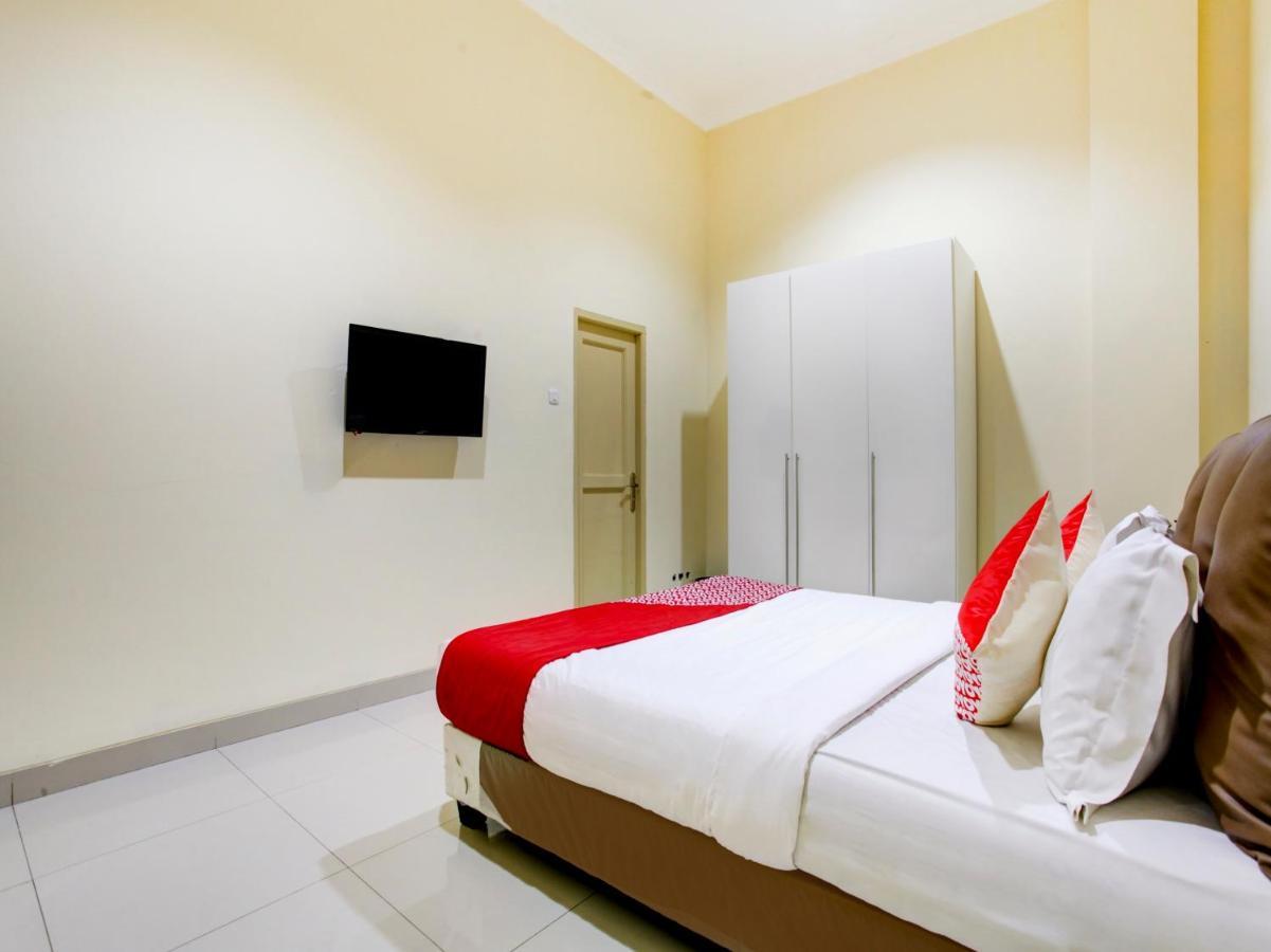 Oyo 90141 3A Syariah Otel Cakarta Dış mekan fotoğraf