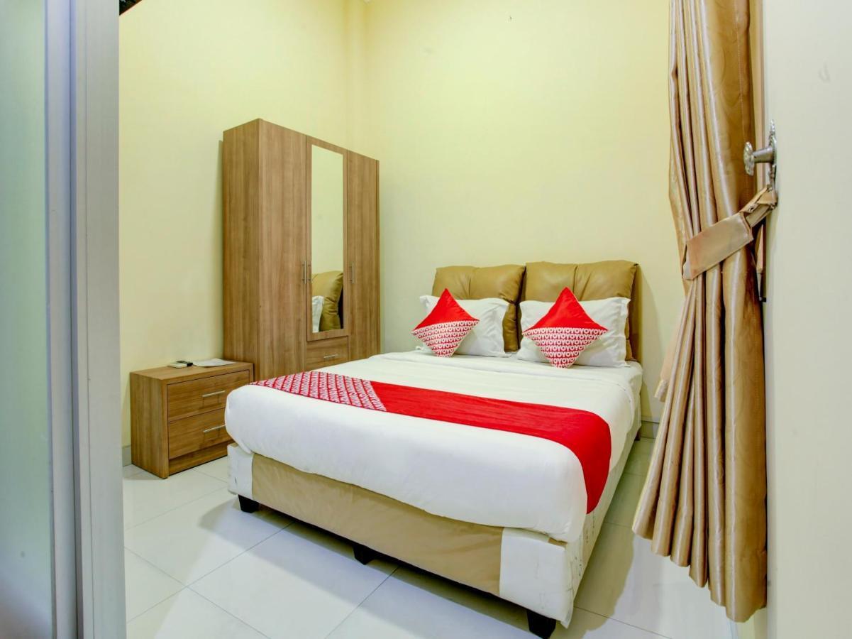 Oyo 90141 3A Syariah Otel Cakarta Dış mekan fotoğraf